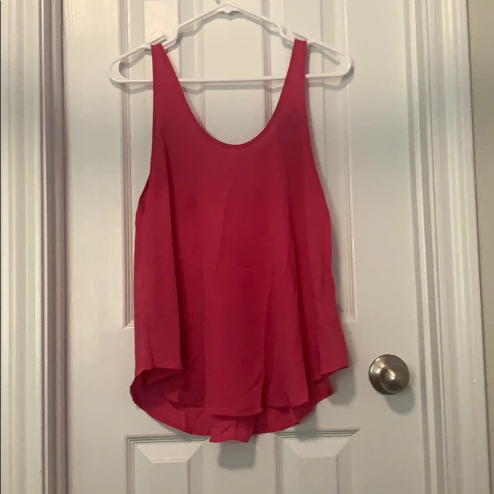 Pink tank top